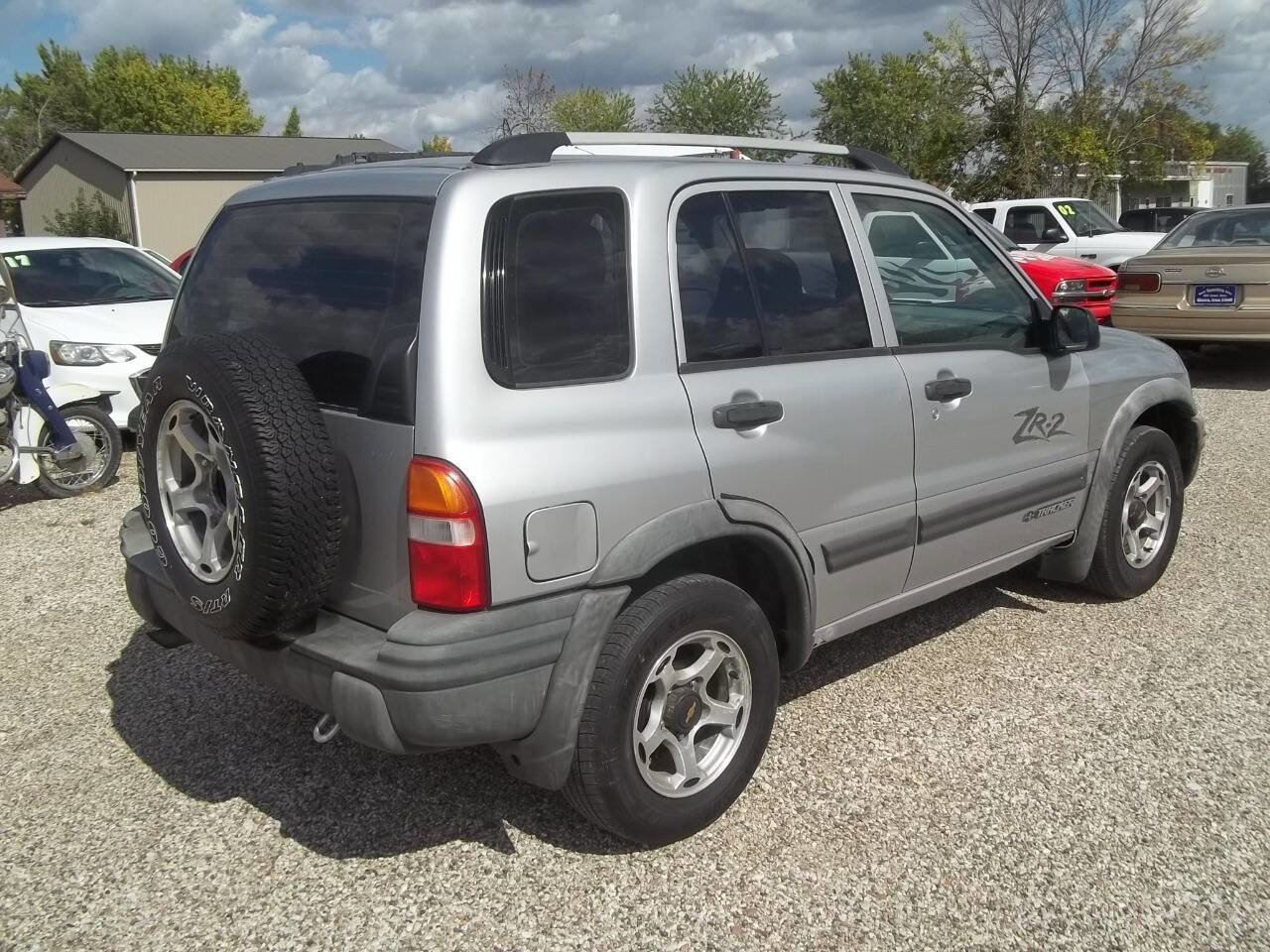 Used 2001 Chevrolet Tracker ZR2 image 6