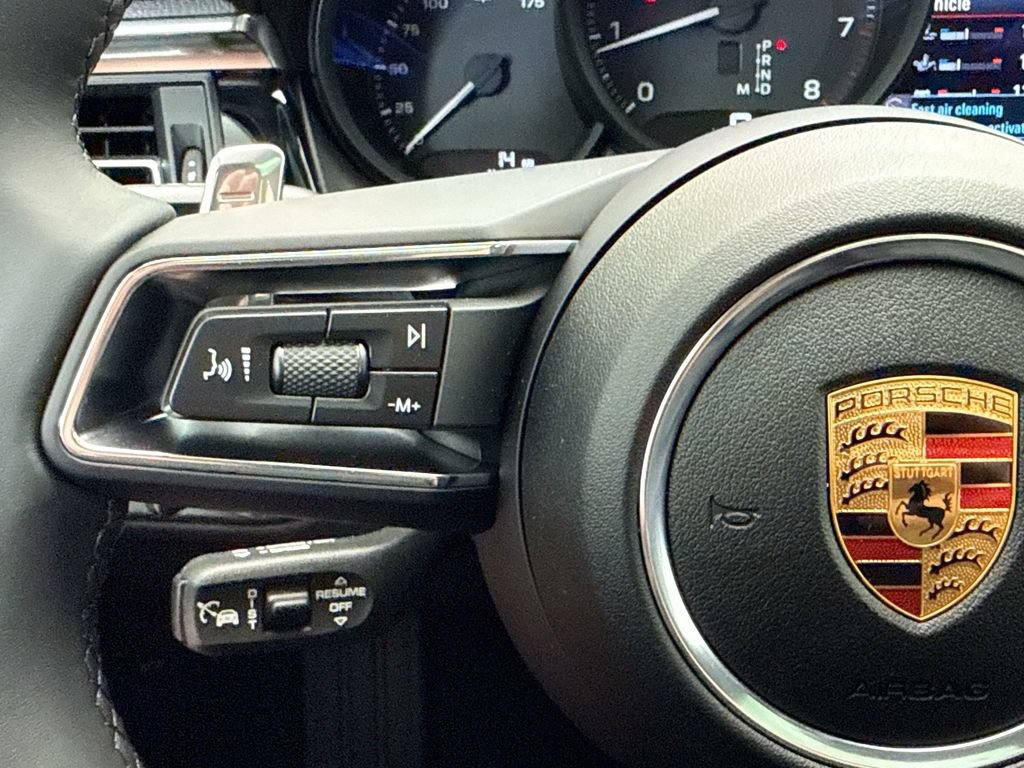 Used 2026 Porsche Macan AWD/4WD image 13