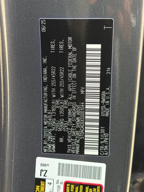 Used 2025 Lexus TX 550h AWD Plug-In Hybrid w/ Technology Package image 34