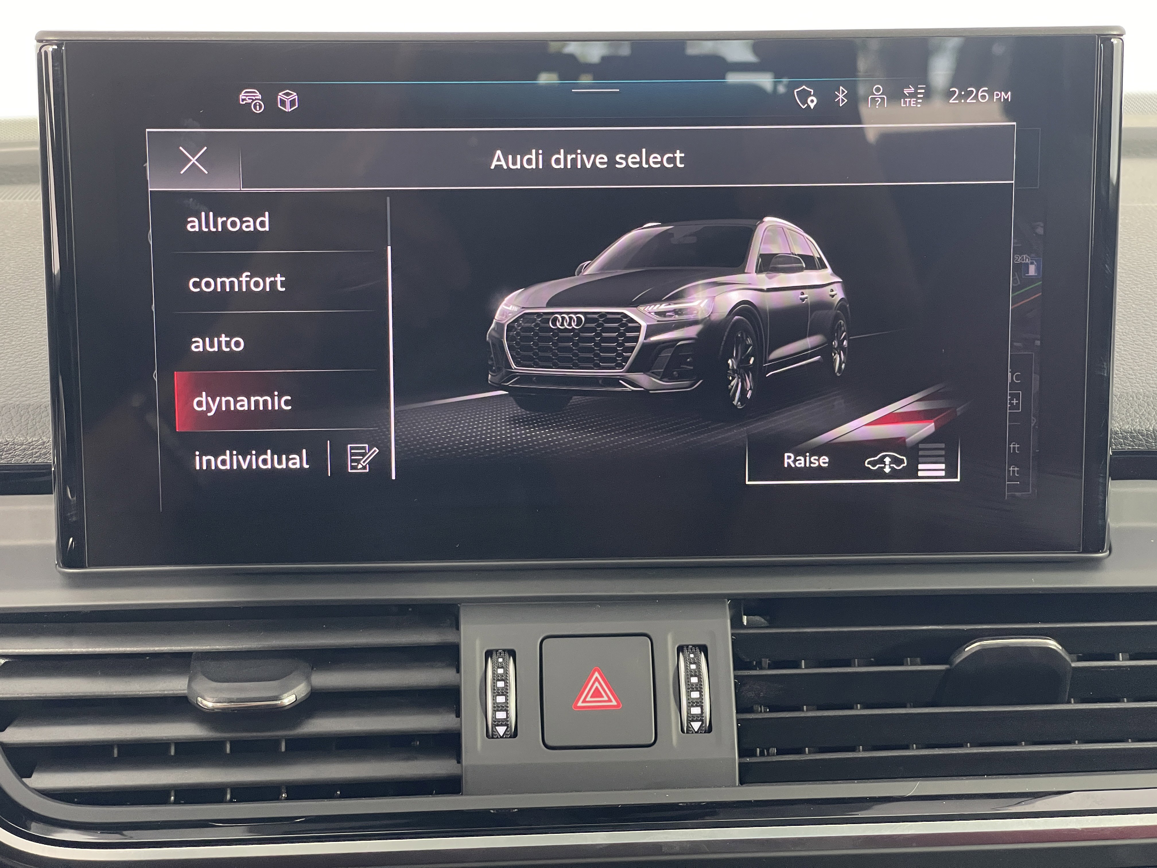 New 2025 Audi SQ5 Premium Plus image 31