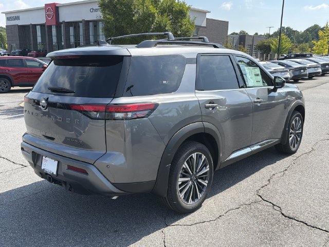 New 2026 Nissan Pathfinder Platinum AWD/4WD image 10