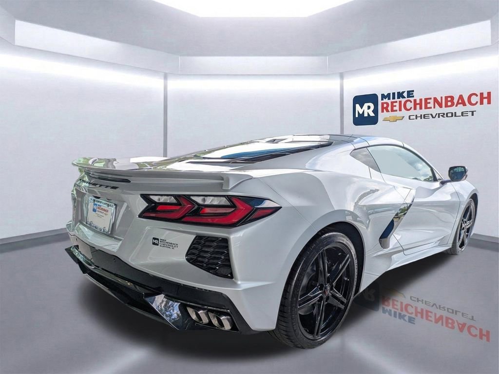 New 2026 Chevrolet Corvette Stingray Premium Cpe RWD image 4