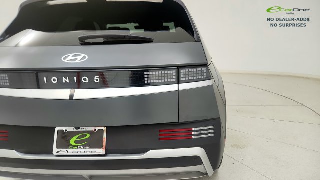 Used 2025 Hyundai Ioniq 5 SEL RWD image 28