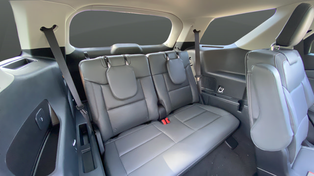 New 2026 Ford Explorer Active w/ Active Comfort Package AWD/4WD image 26