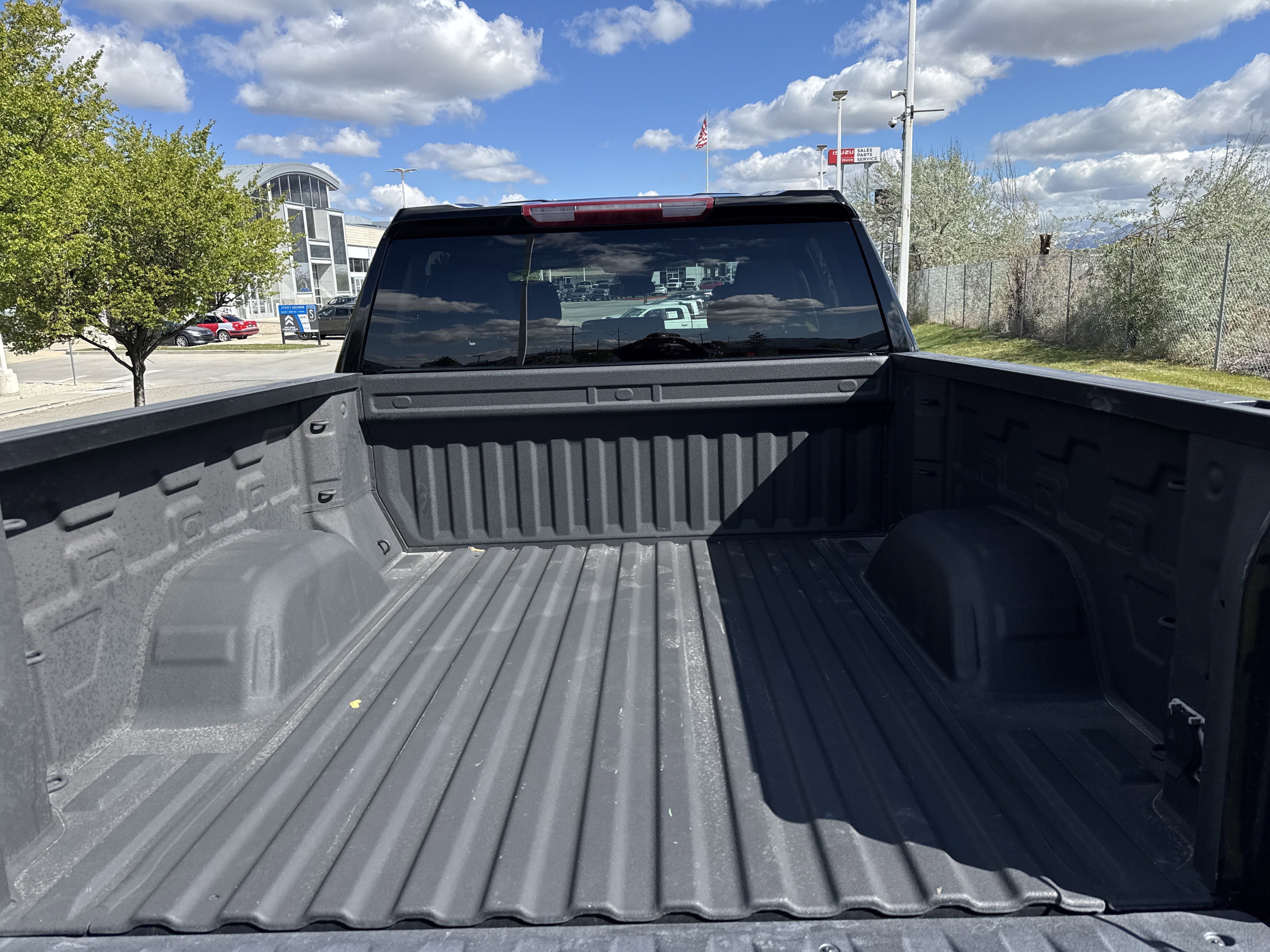 Used 2023 GMC Sierra 1500 Elevation image 25