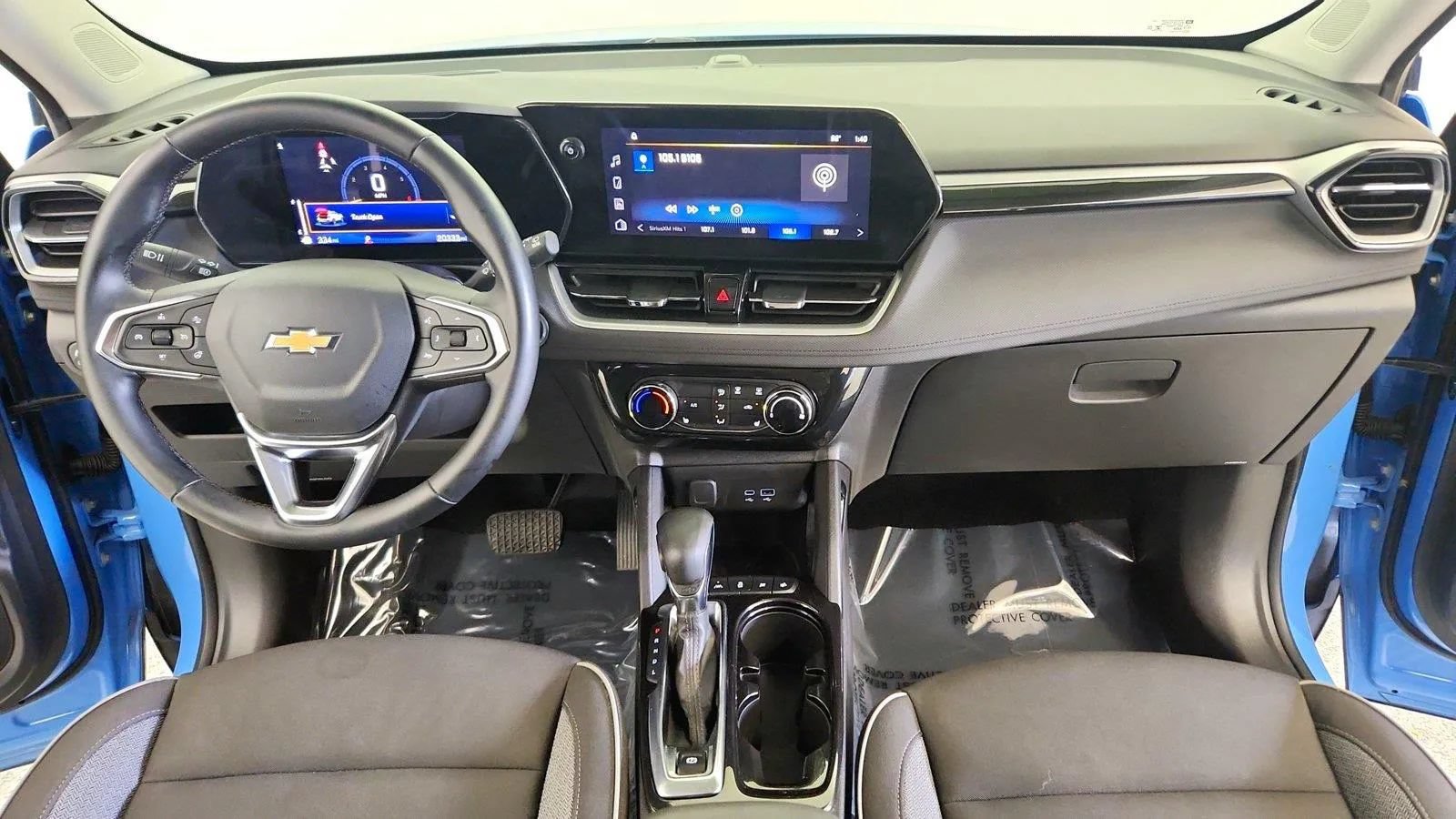 Used 2024 Chevrolet TrailBlazer LT w/ LT Cold Weather Package FWD image 26