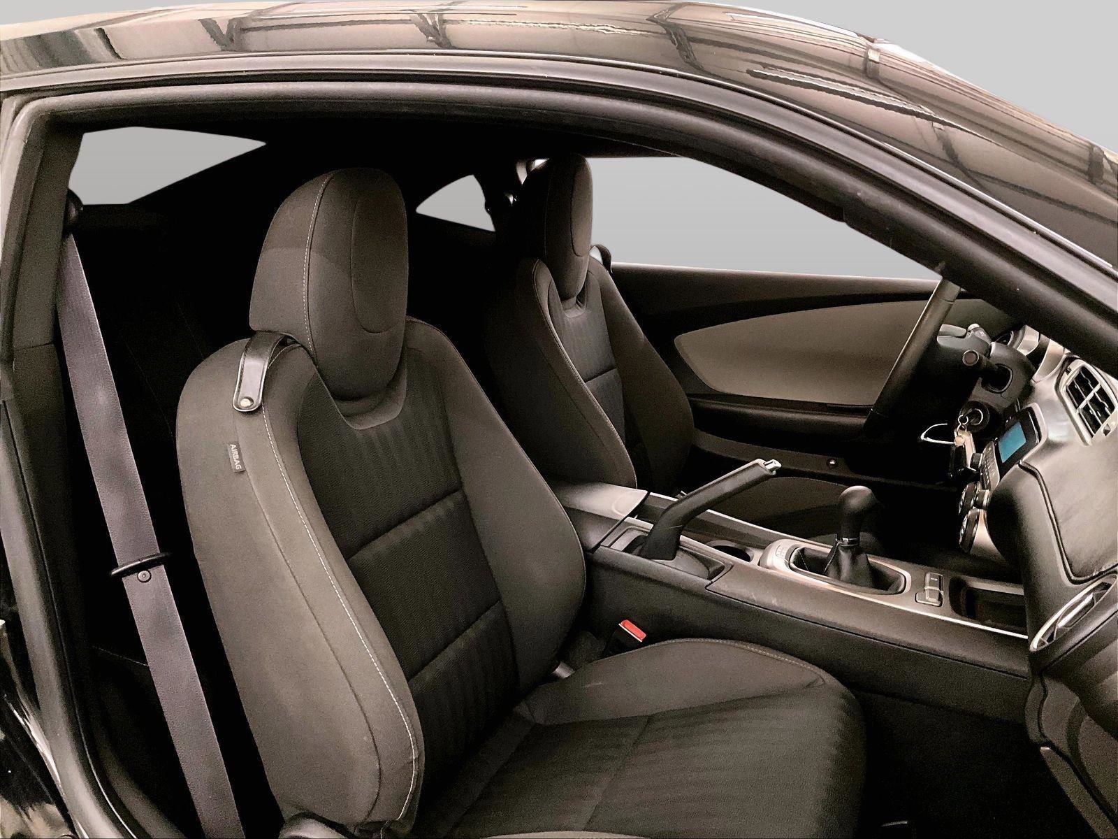Used 2015 Chevrolet Camaro LS RWD image 8