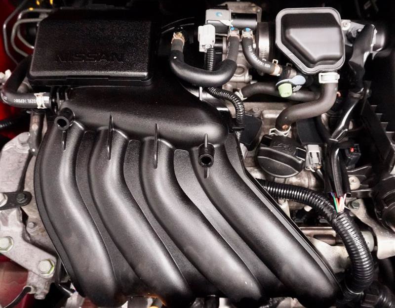 Used 2017 Nissan Versa SV w/ SV Special Edition Package image 27