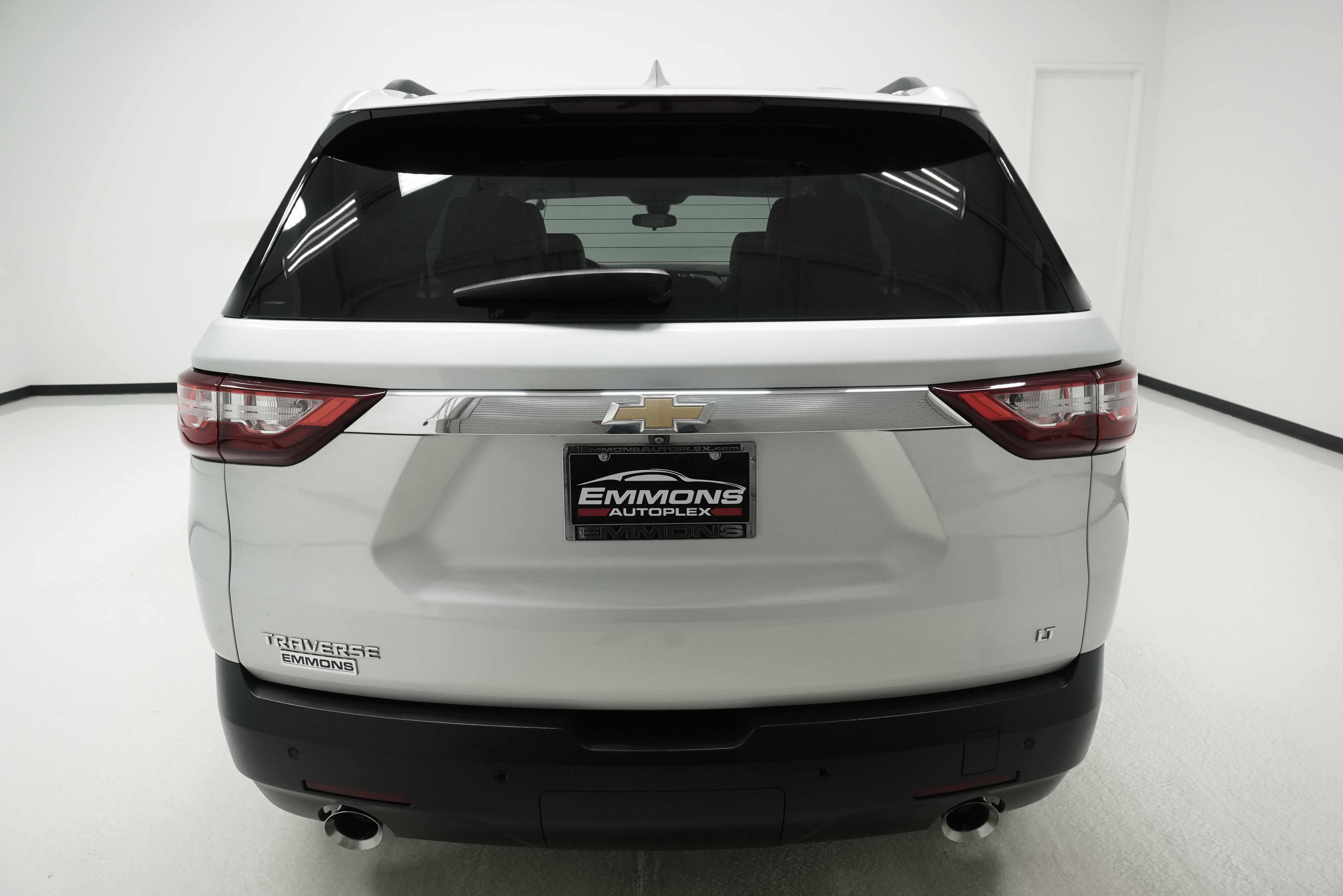 Used 2020 Chevrolet Traverse LT w/ Driver Confidence II Package FWD image 5