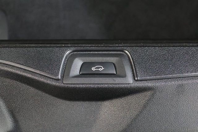 Used 2024 BMW X5 xDrive40i w/ M Sport Package AWD/4WD image 45