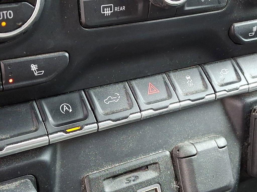 Used 2020 Chevrolet Silverado 1500 LT w/ All-Star Edition image 24