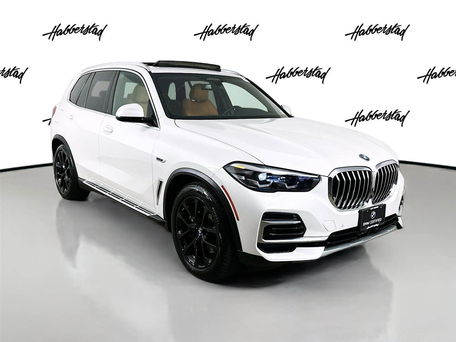 Certified 2022 BMW X5 xDrive45e image 3