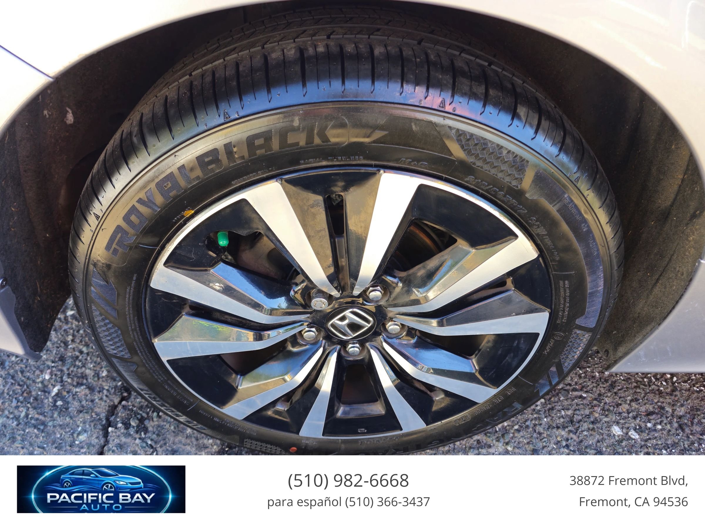Used 2022 Honda Civic EX-L image 11