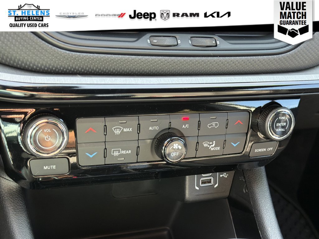 Used 2026 Jeep Compass Trailhawk AWD/4WD image 24