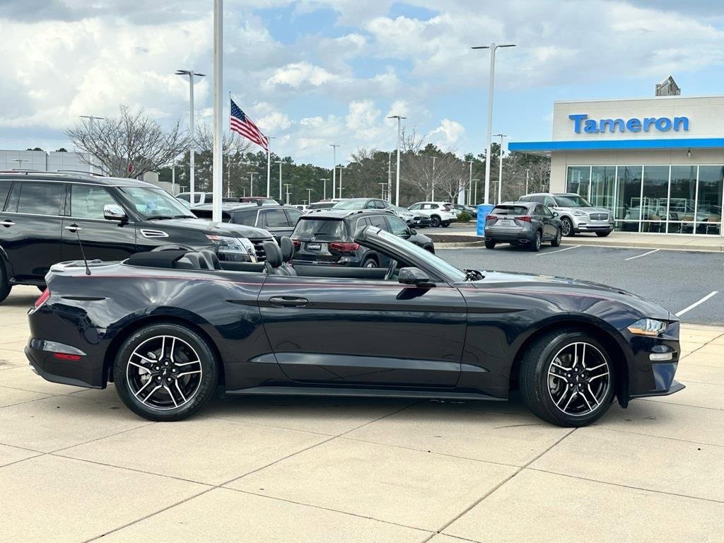 Used 2023 Ford Mustang Premium image 5