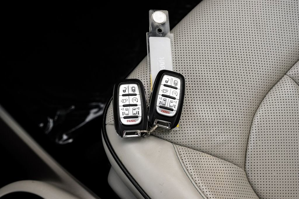 Used 2019 Chrysler Pacifica Limited w/ Advanced Safetytec Group image 67