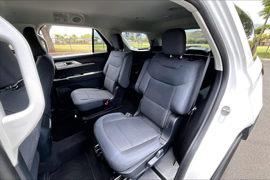 Used 2026 Ford Explorer Active RWD image 28