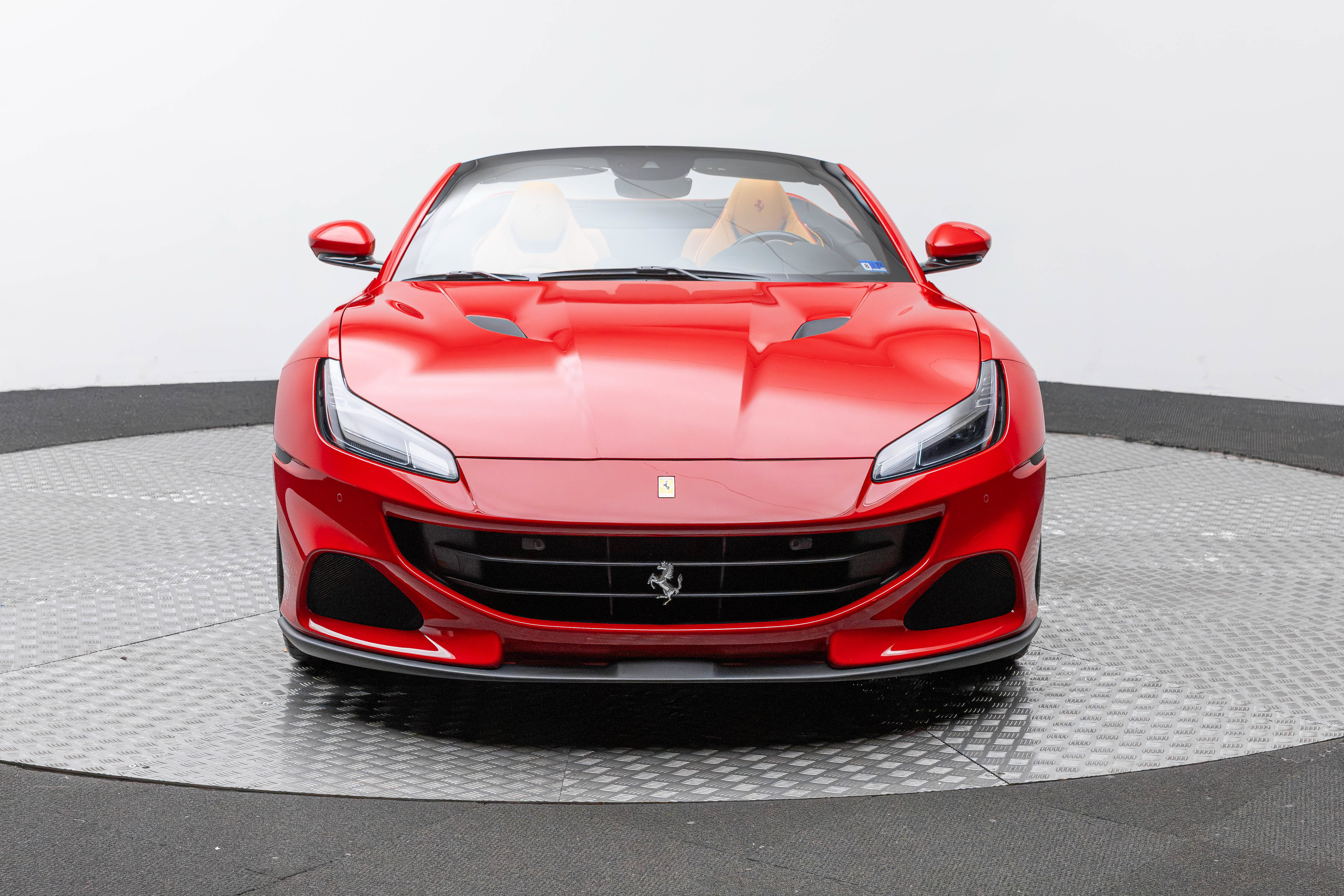 Used 2022 Ferrari Portofino M RWD image 10