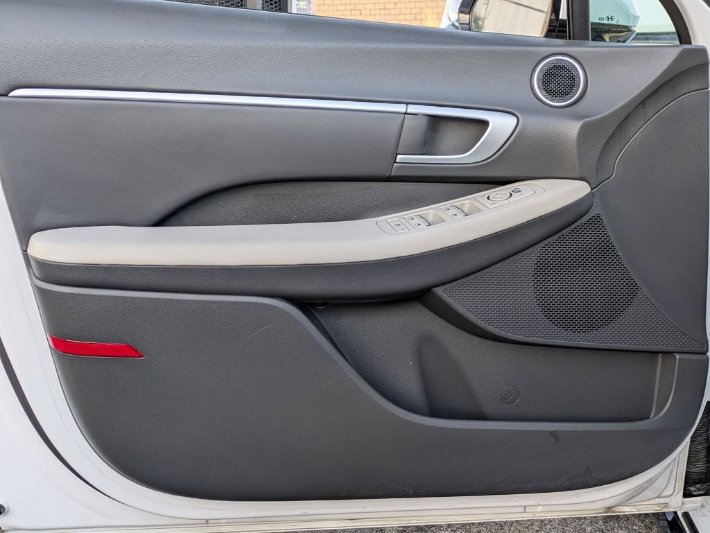 Used 2025 Hyundai Sonata SEL image 11