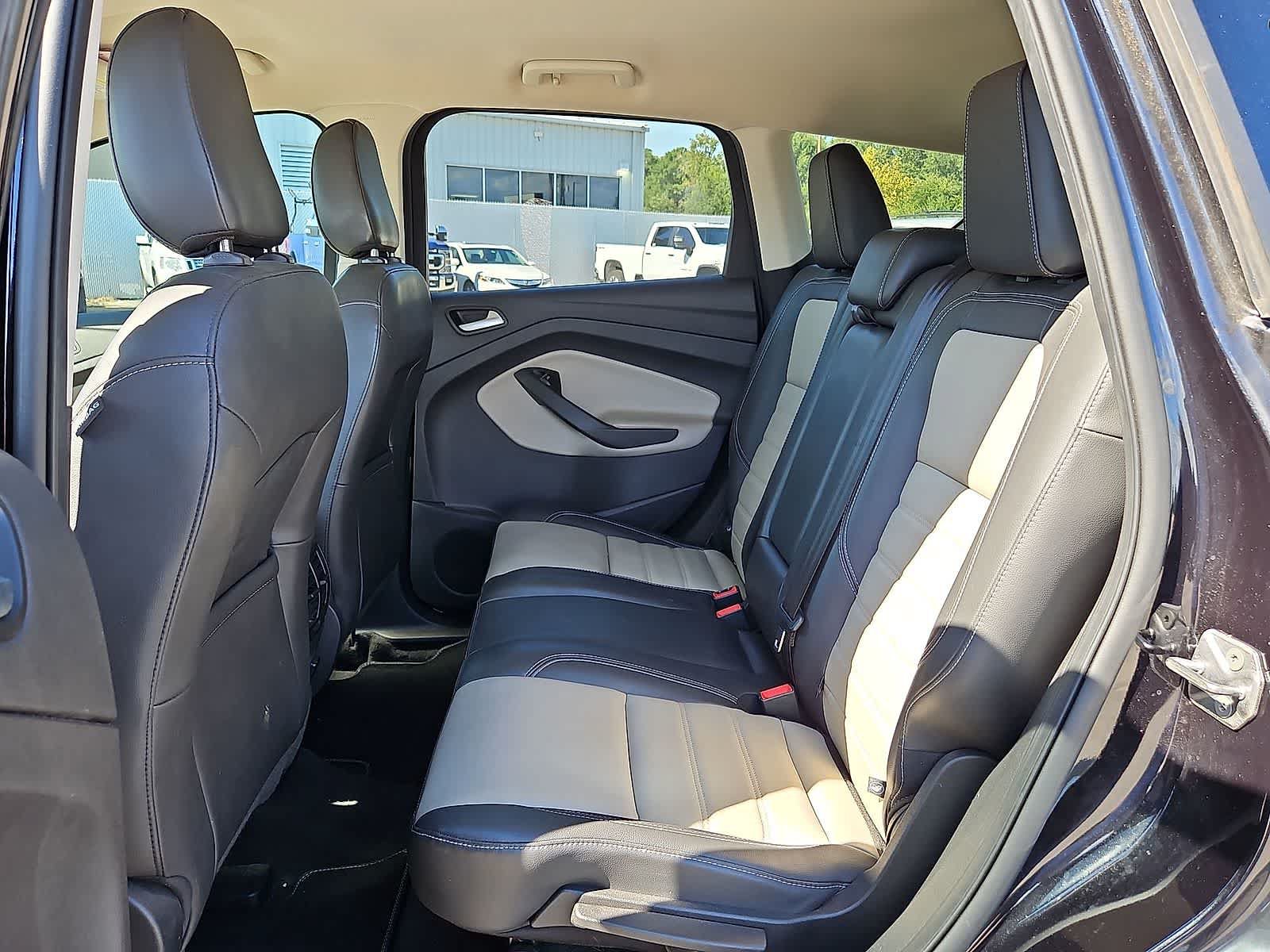 Used 2019 Ford Escape SEL FWD image 29