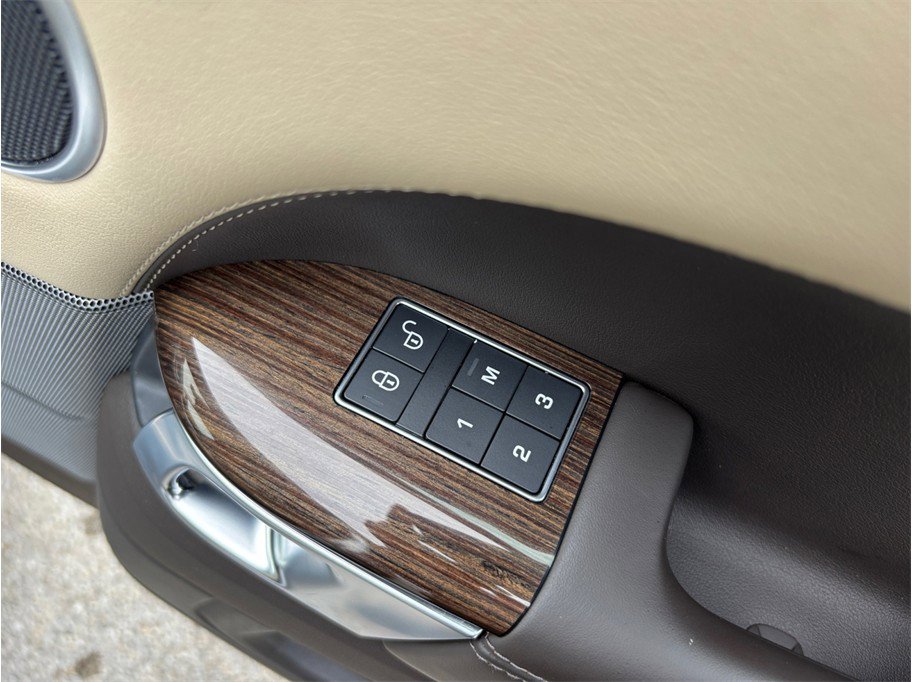 Used 2020 Land Rover Range Rover Sport HSE image 51