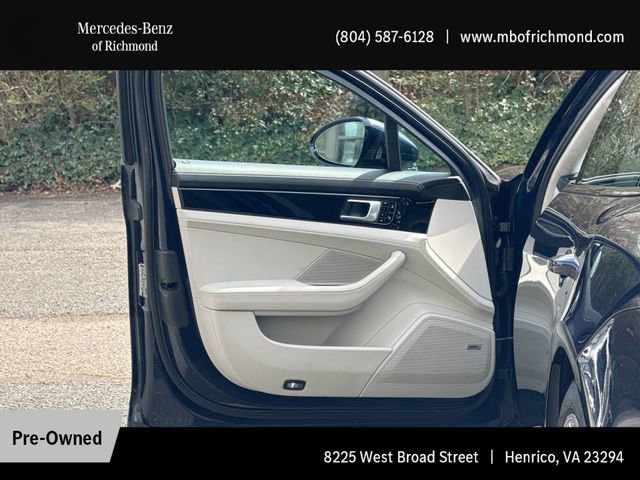 Used 2019 Porsche Panamera GTS image 14