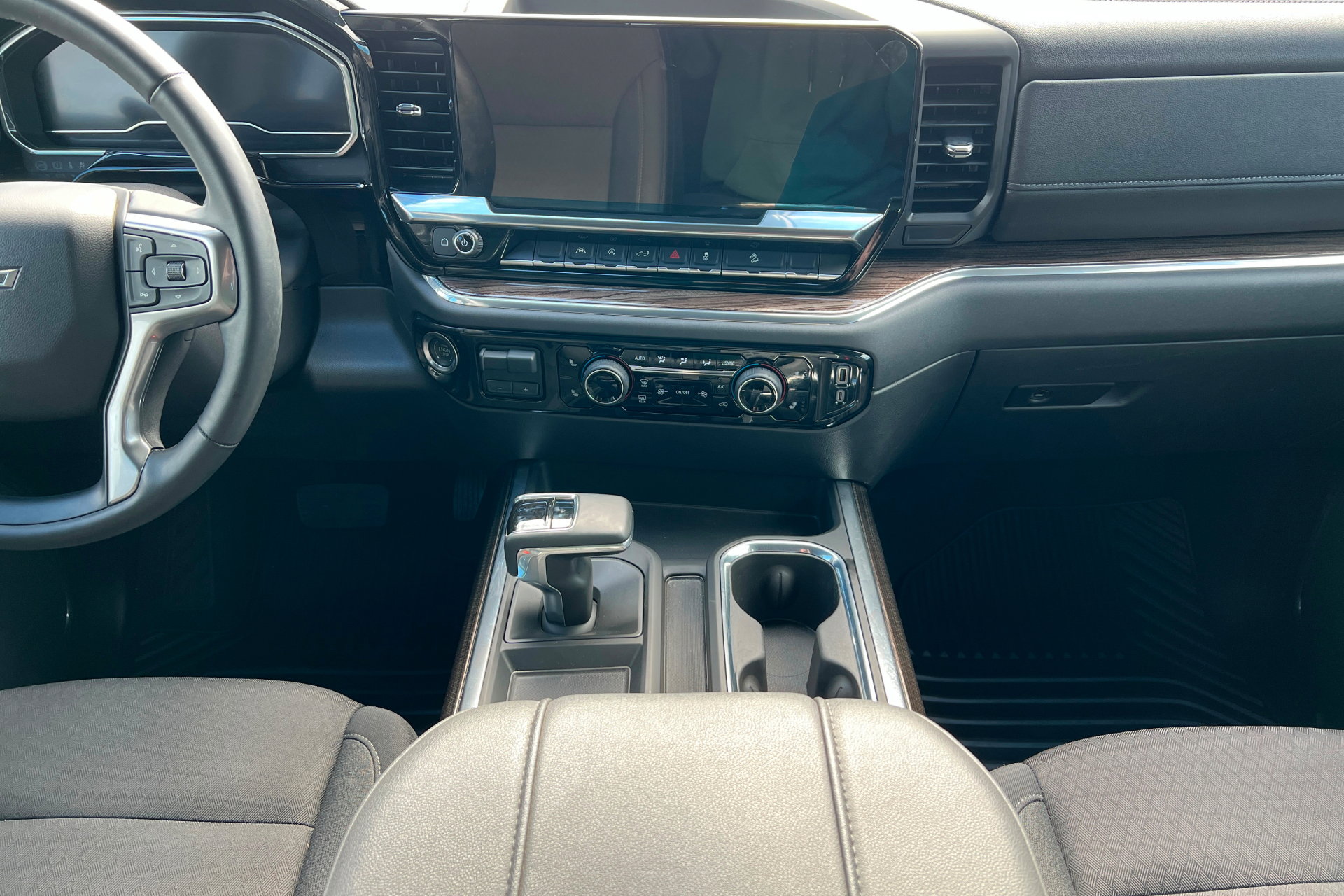 Certified 2025 Chevrolet Silverado 1500 LT Trail Boss w/ Protection Package image 14