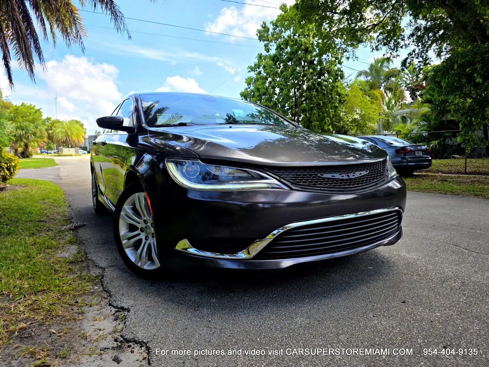 Used 2015 Chrysler 200 Limited w/ Convenience Group FWD image 17