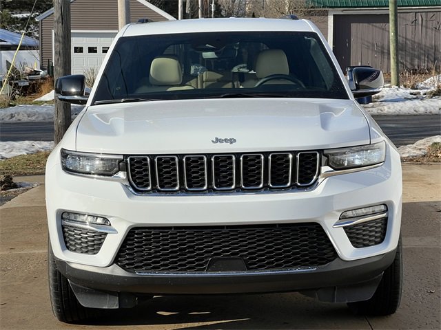 Used 2024 Jeep Grand Cherokee Limited image 48