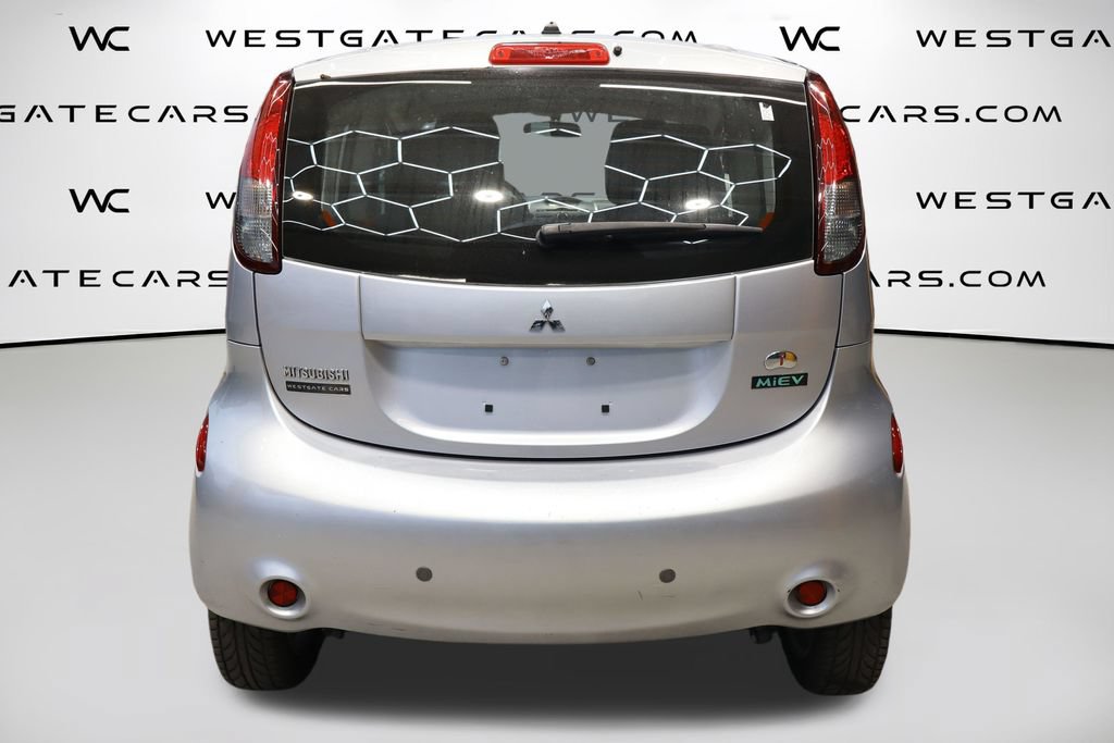 Used 2012 Mitsubishi i RWD image 7