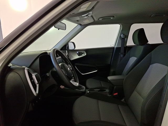 Used 2021 Kia Soul LX FWD image 15