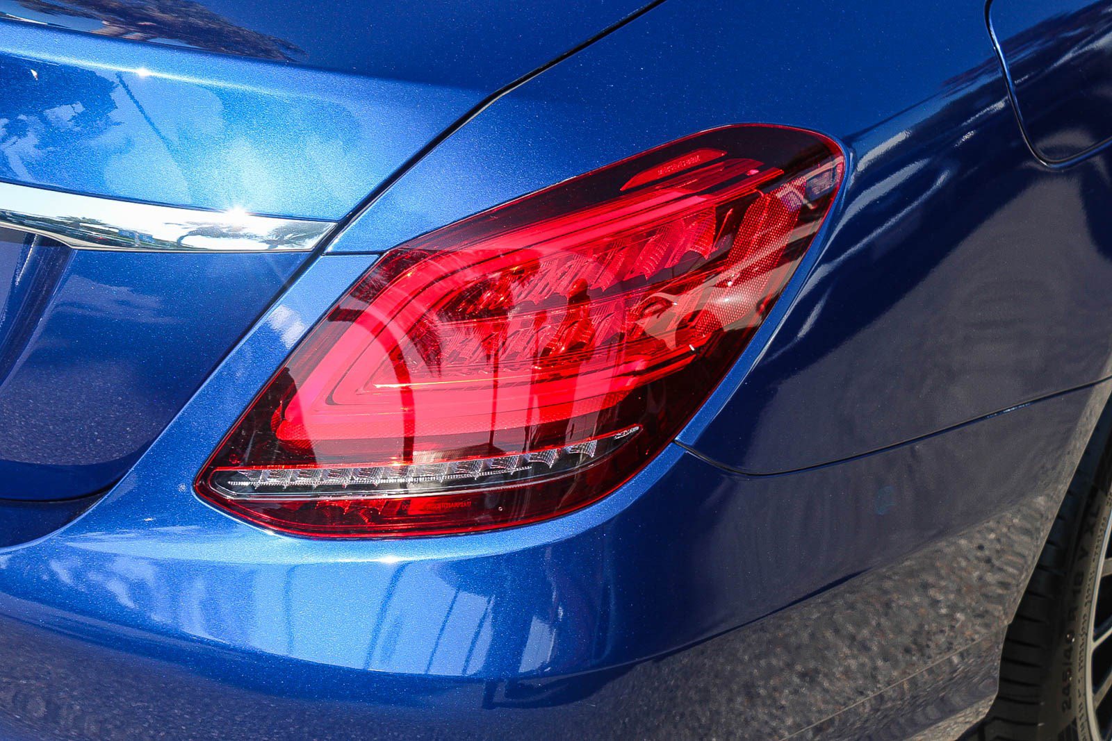 Used 2021 Mercedes-Benz C 300 Sedan image 10