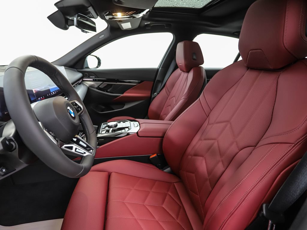 New 2026 BMW 530i xDrive w/ M Sport Package image 11