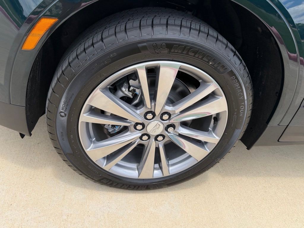 New 2026 Cadillac XT5 Premium Luxury w/ Driver Assist Package FWD image 10