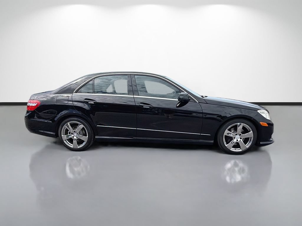 Used 2010 Mercedes-Benz E 350 Sedan image 2