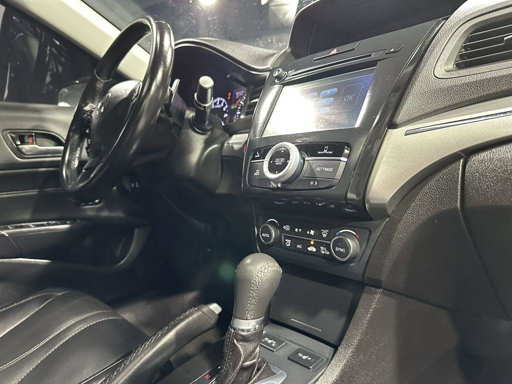 Used 2020 Acura ILX Premium Package image 39