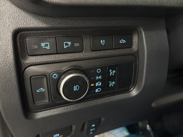 Used 2024 Ford F250 Platinum w/ Snow Plow Prep Package image 27