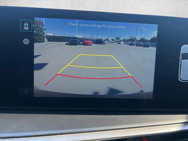 Used 2024 Kia Sorento S w/ Panoramic Sunroof Package FWD image 14