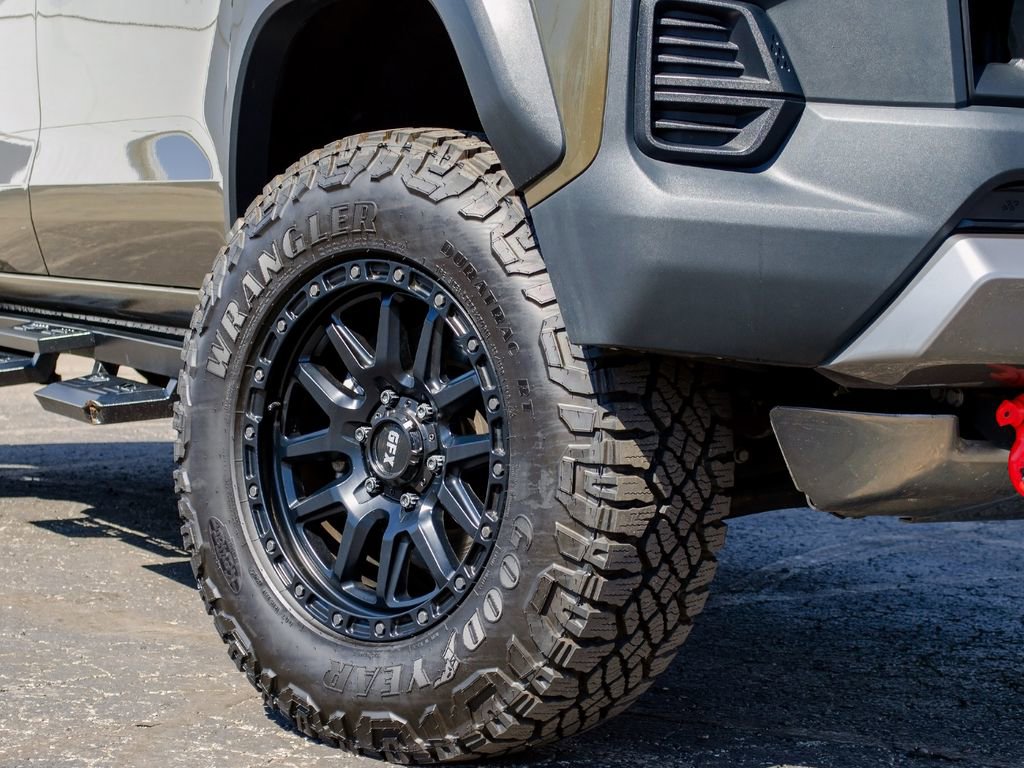 Used 2023 Chevrolet Colorado Trail Boss w/ Advanced Trailering Package image 14