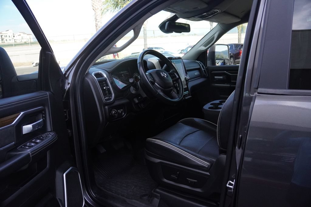 Used 2023 RAM 3500 Laramie AWD/4WD image 31