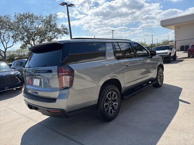 Certified 2024 Chevrolet Suburban Z71 w/ Luxury Package image 8