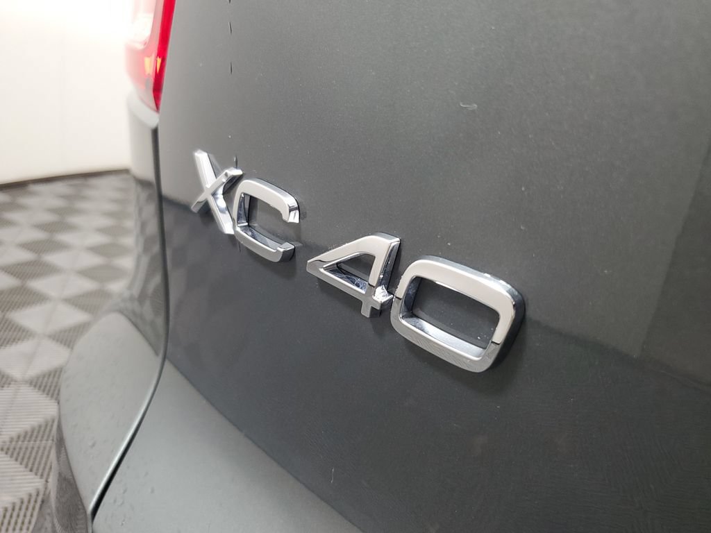Certified 2026 Volvo XC40 B5 Core AWD/4WD image 10
