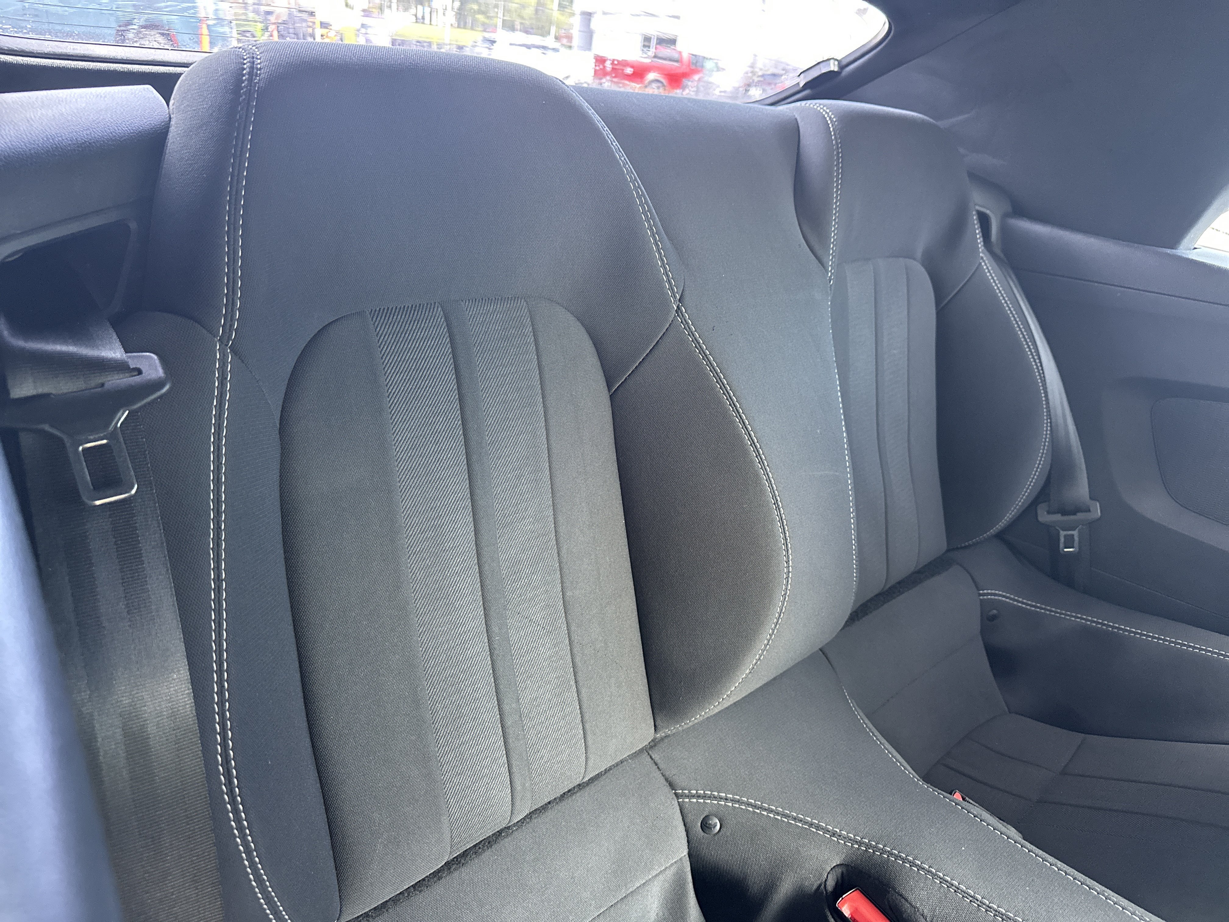 Used 2019 Ford Mustang Convertible w/ Equipment Group 101A RWD image 20