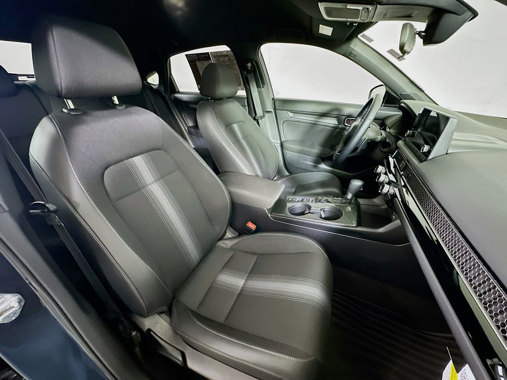 Used 2025 Honda Civic Sport image 12