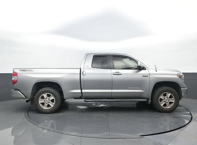 Used 2018 Toyota Tundra SR5 w/ SR5 Upgrade Package RWD image 2