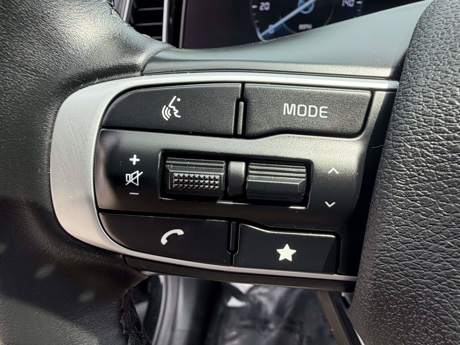 Used 2023 Kia Sportage SX FWD image 14