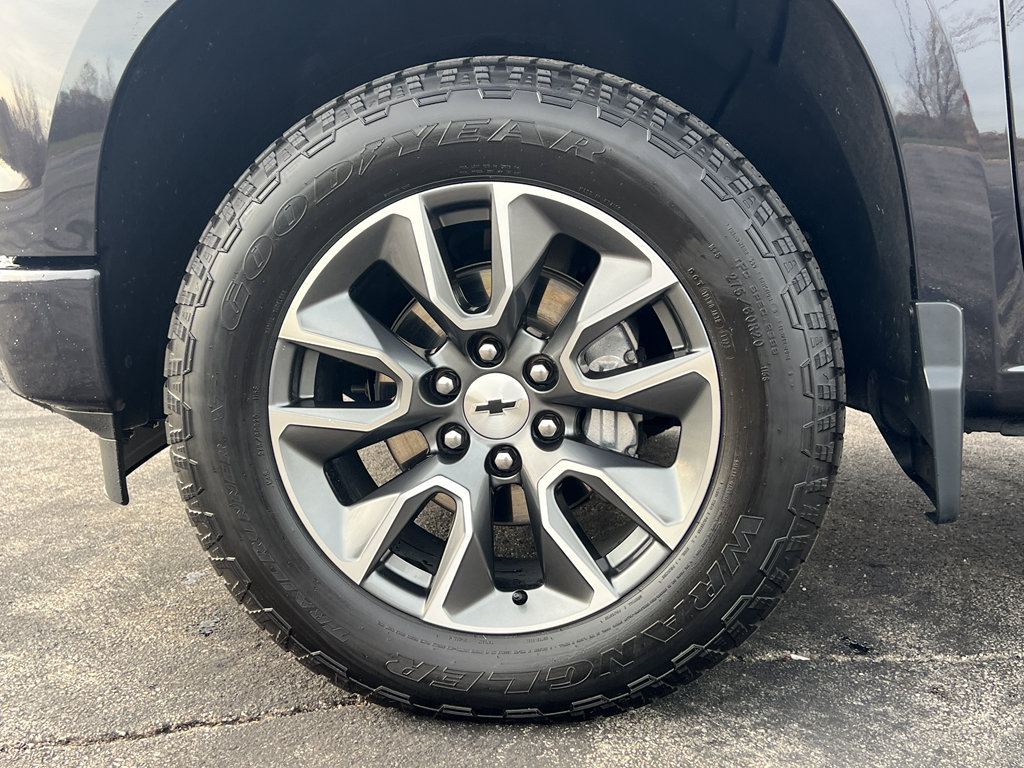 Used 2023 Chevrolet Silverado 1500 RST w/ RST All Star Premium Package image 10