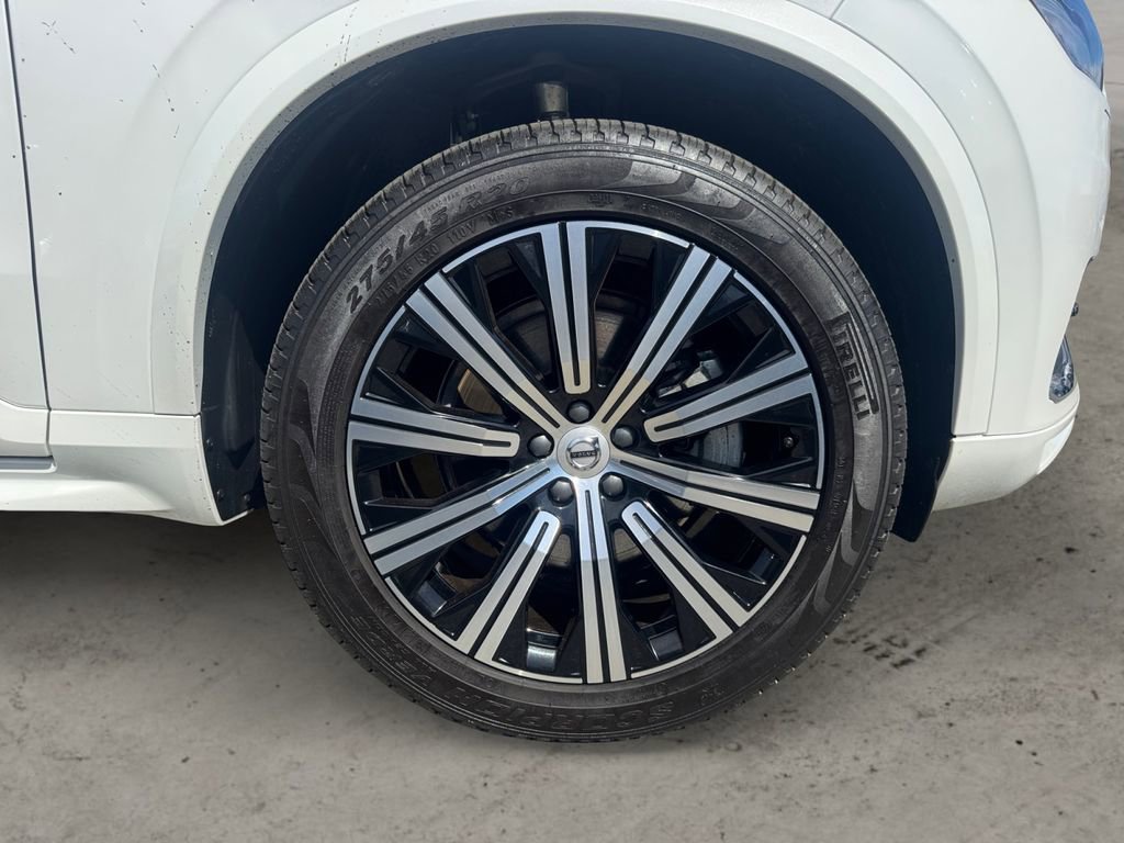 Used 2025 Volvo XC90 B5 Core w/ Protection Package Premier AWD/4WD image 9