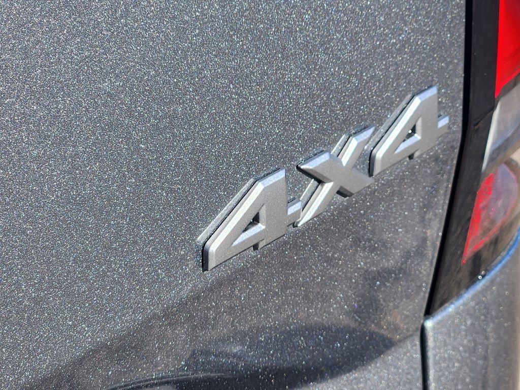 Used 2025 Nissan Frontier S image 30