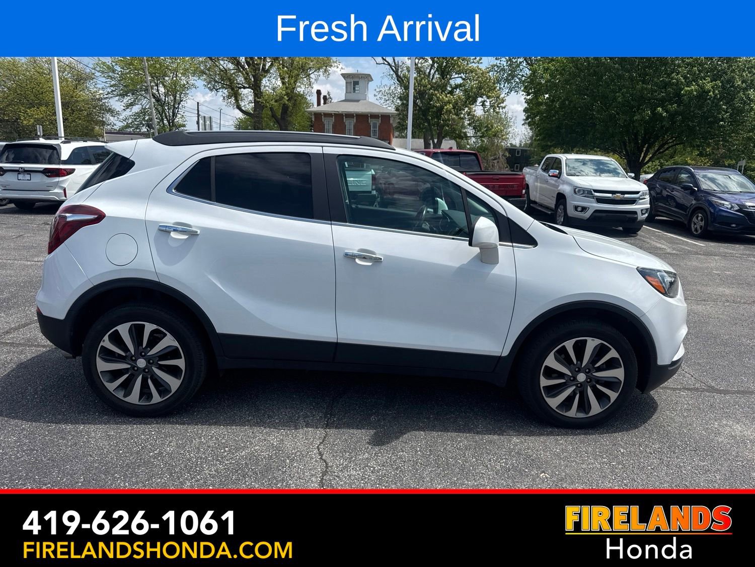 Used 2022 Buick Encore Preferred w/ Safety Package AWD/4WD image 8